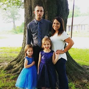 Meet your Posher, Joshua